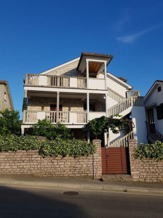 Apartments Milicic Herceg Novi Exterior photo
